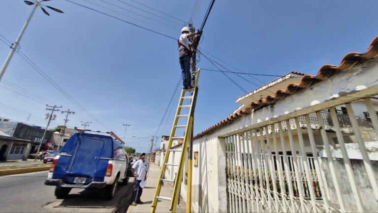Cantv restablece servicios a más de 4 mil usuarios en Anzoátegui